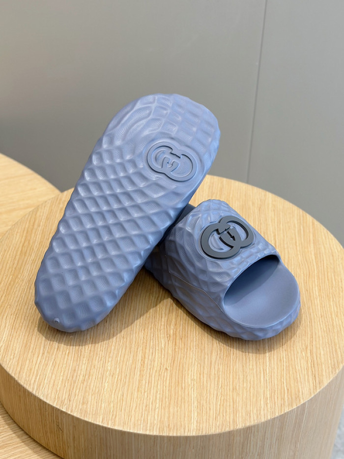 GCI GG Slide Sandal