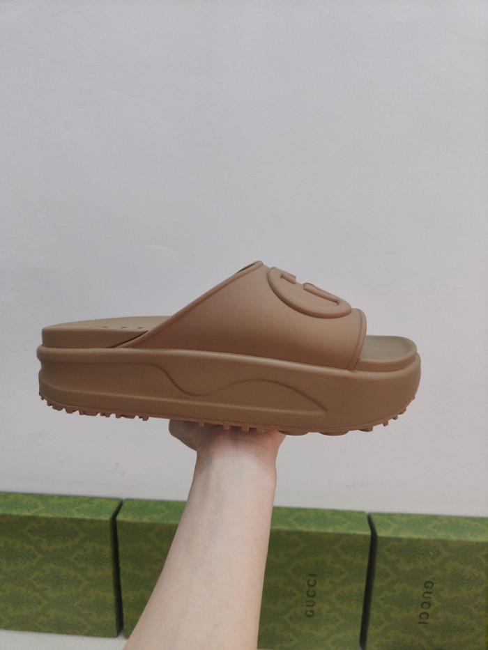GCI GG Slide Sandal