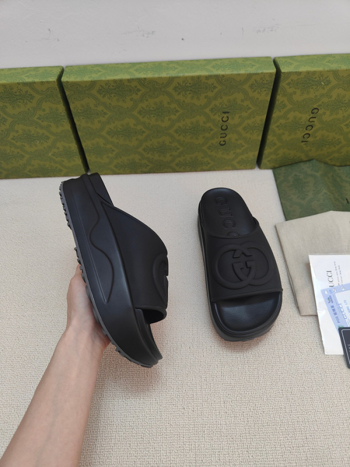 GCI GG Slide Sandal