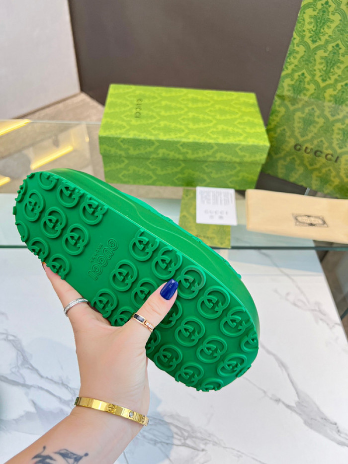 GCI GG Slide Sandal