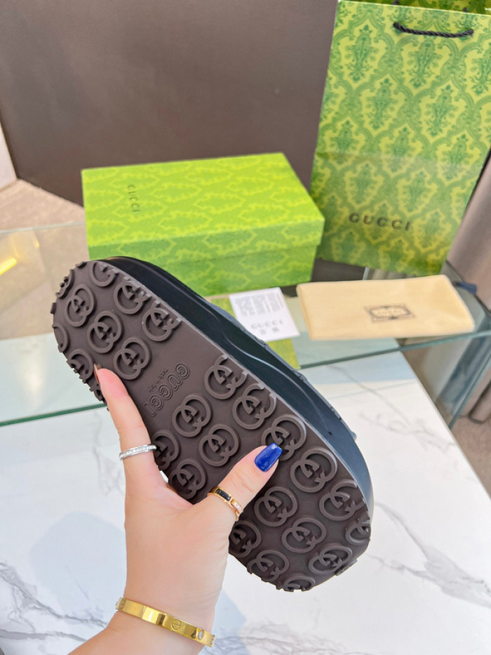 GCI GG Slide Sandal