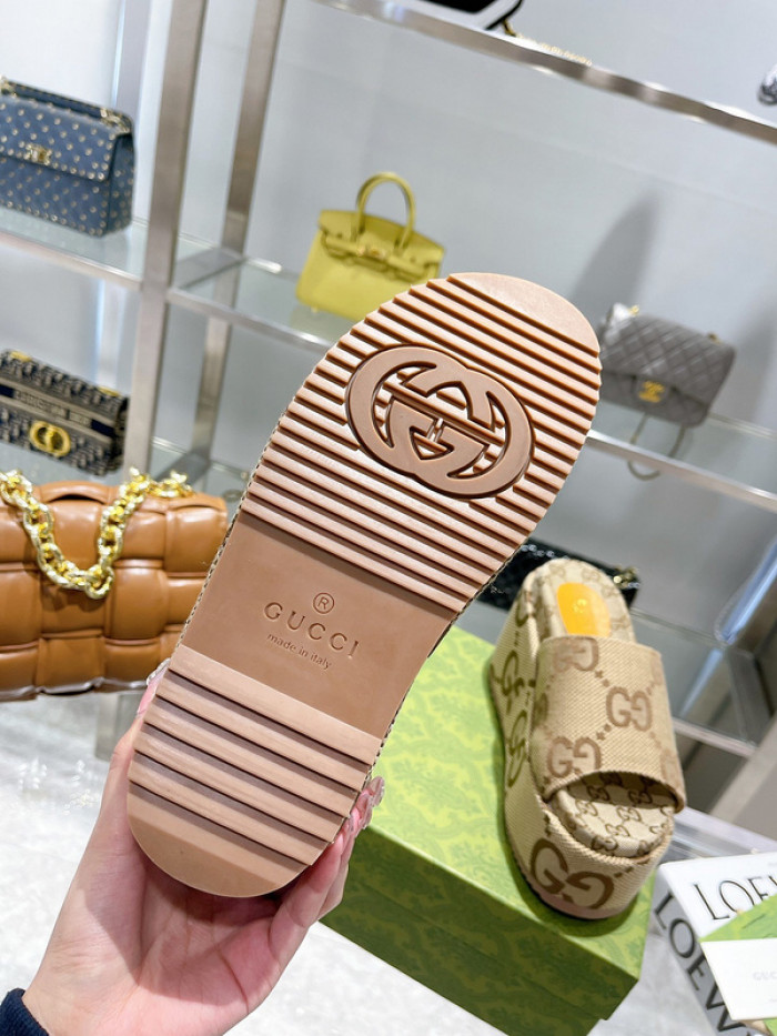 GCI GG Slide Sandal