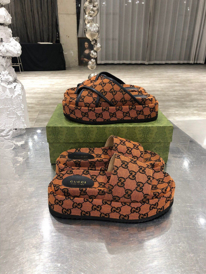 GCI GG Slide Sandal