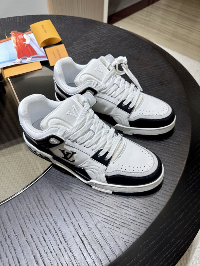LUSV SNEAKERS