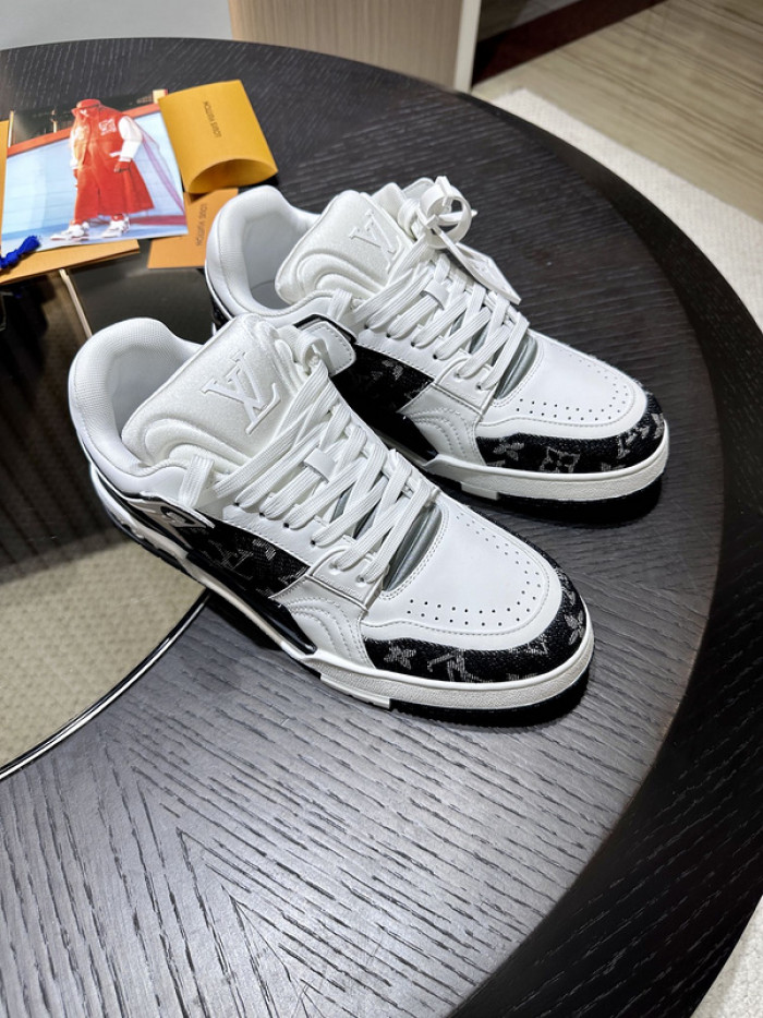 LUSV SNEAKERS