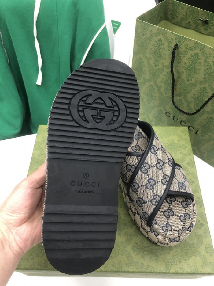 GCI GG Slide Sandal