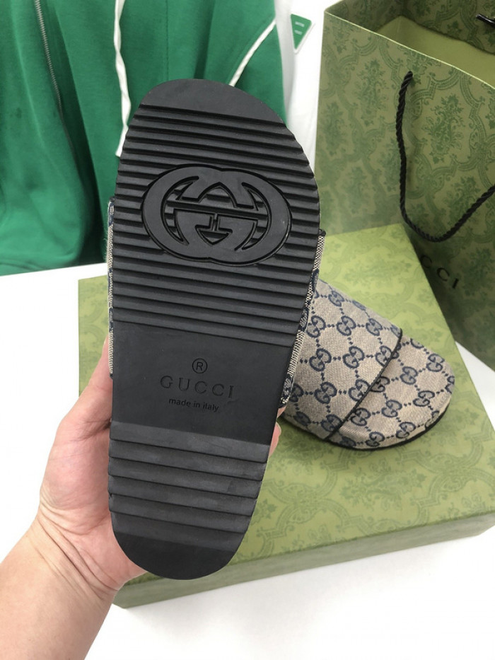 GCI GG Slide Sandal