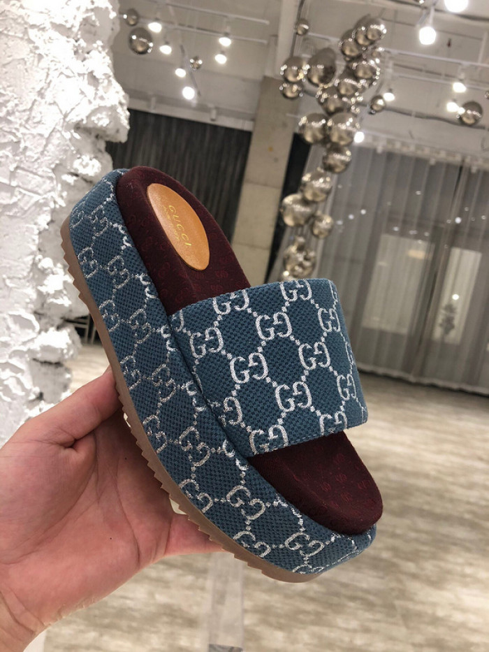 GCI GG Slide Sandal