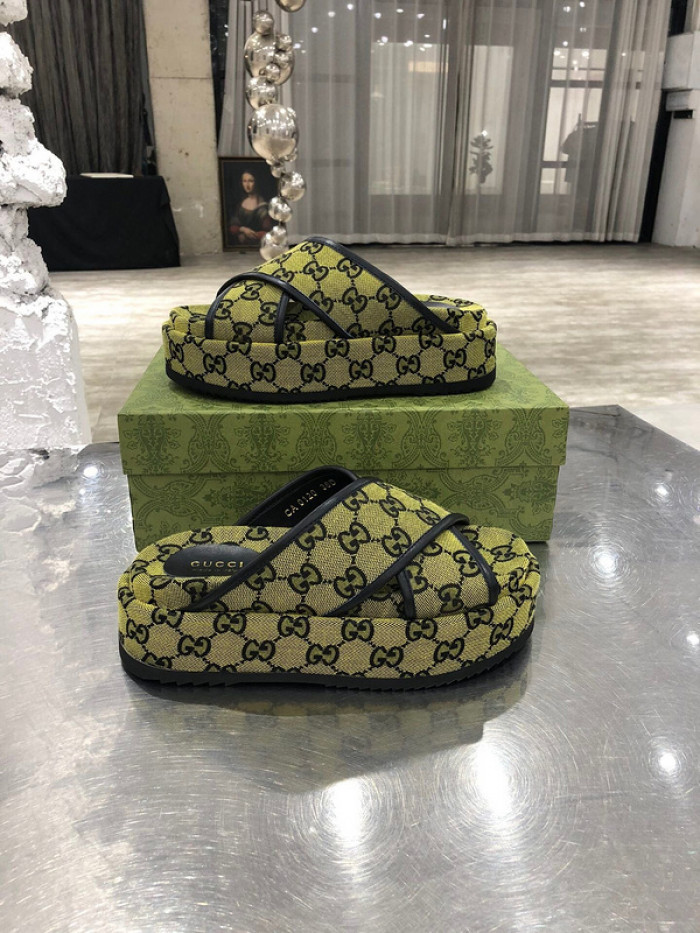 GCI GG Slide Sandal
