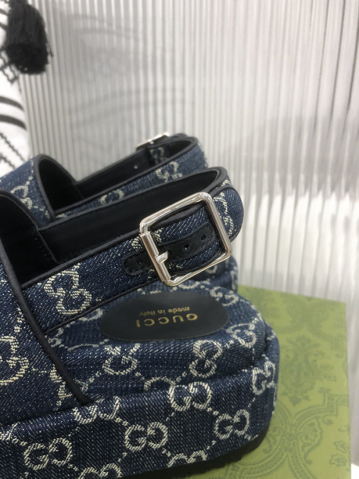 GCI GG Slide Sandal