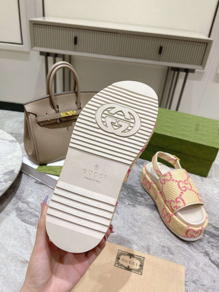 GCI GG Slide Sandal