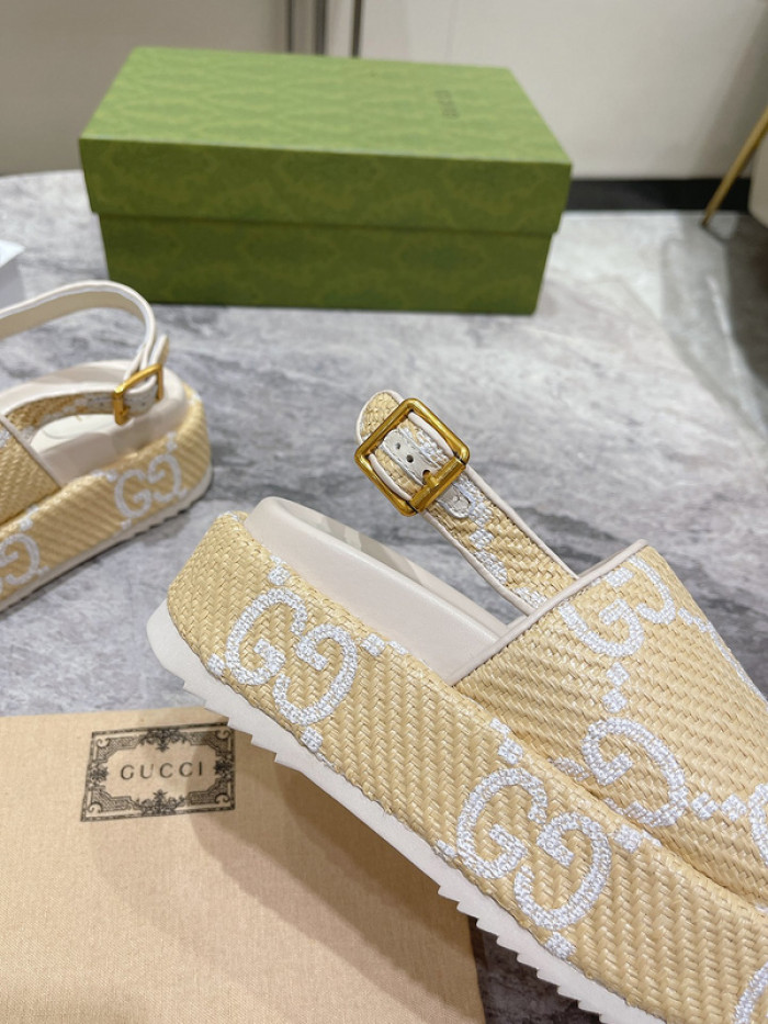 GCI GG Slide Sandal