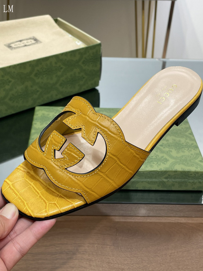 GCI GG Slide Sandal