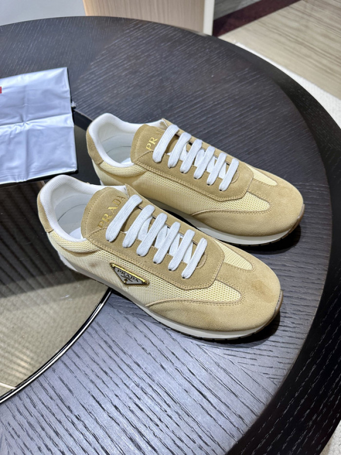 PRDA Sneaker