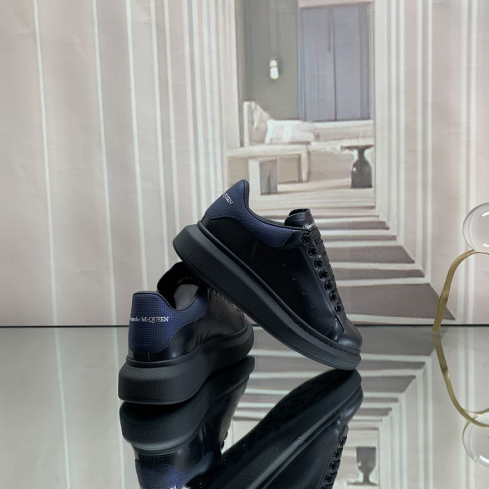 ALEXMQ Sneakers
