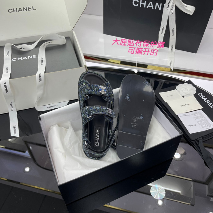 CN Slide Sandal