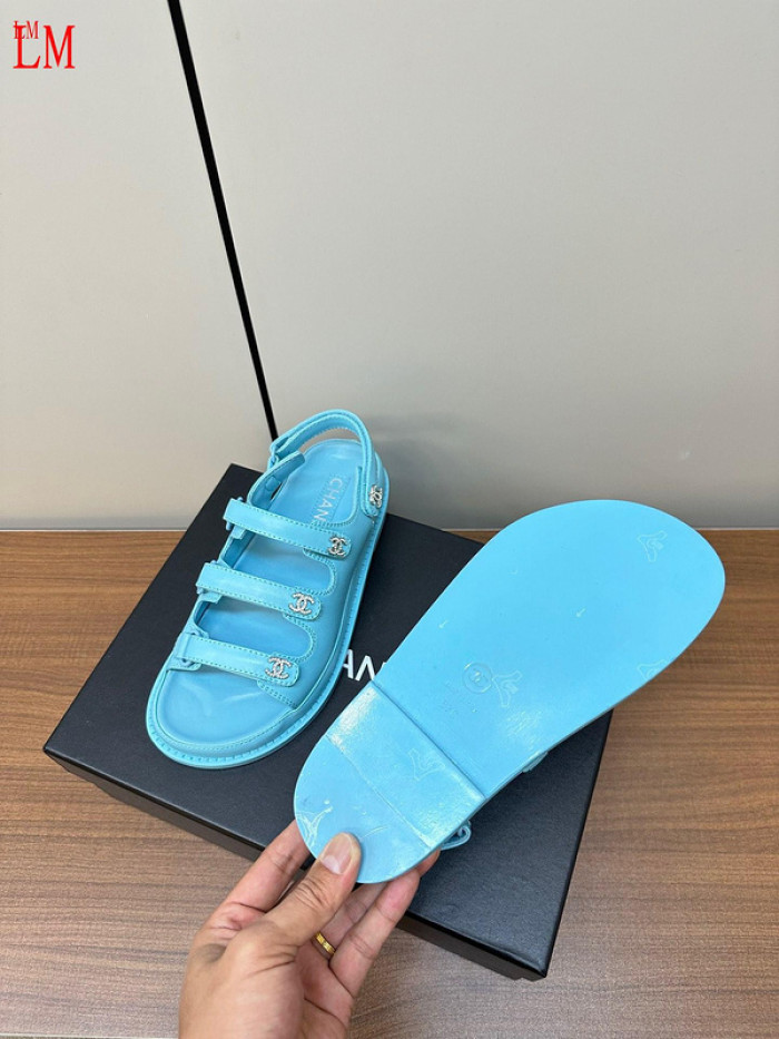 CN Slide Sandal