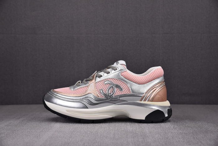 CHNL Sneaker