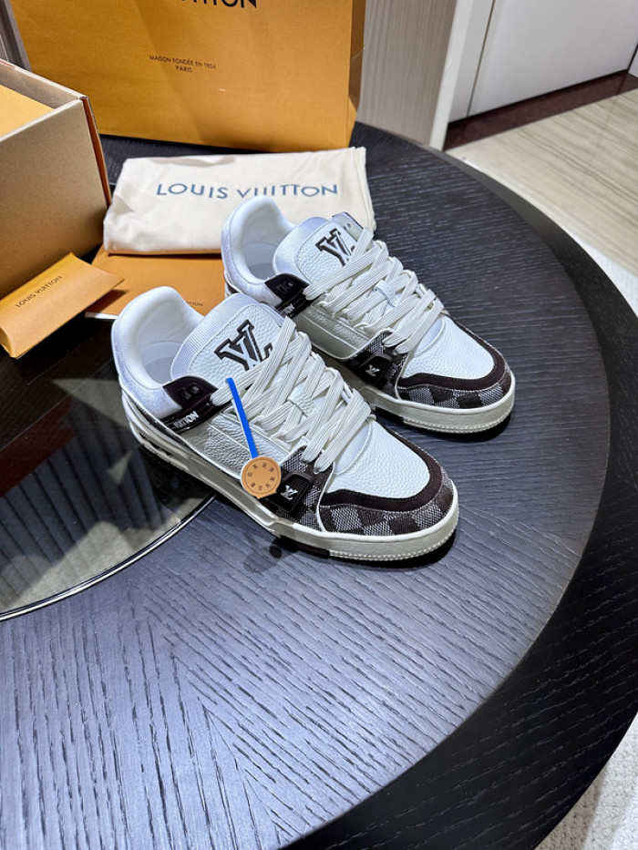 LUSV SNEAKERS