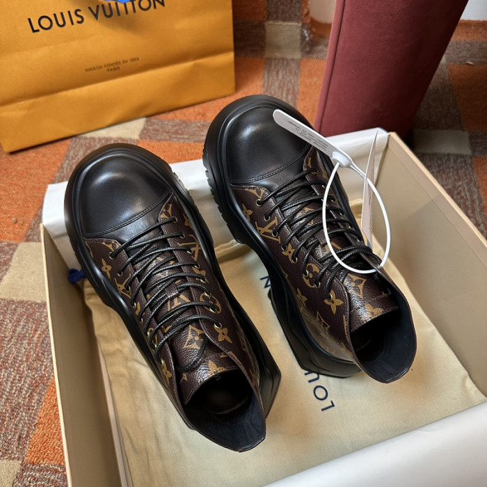 LUSV SNEAKERS