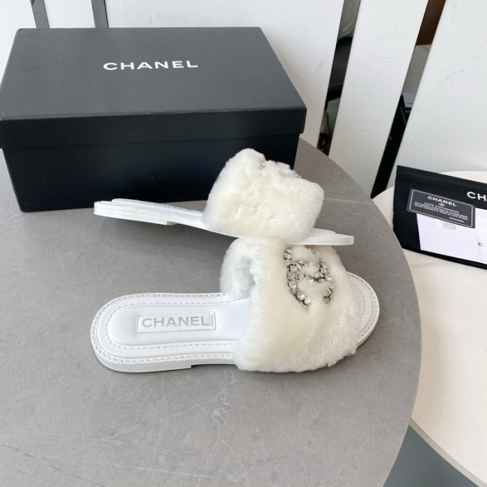 CN Slide Sandal