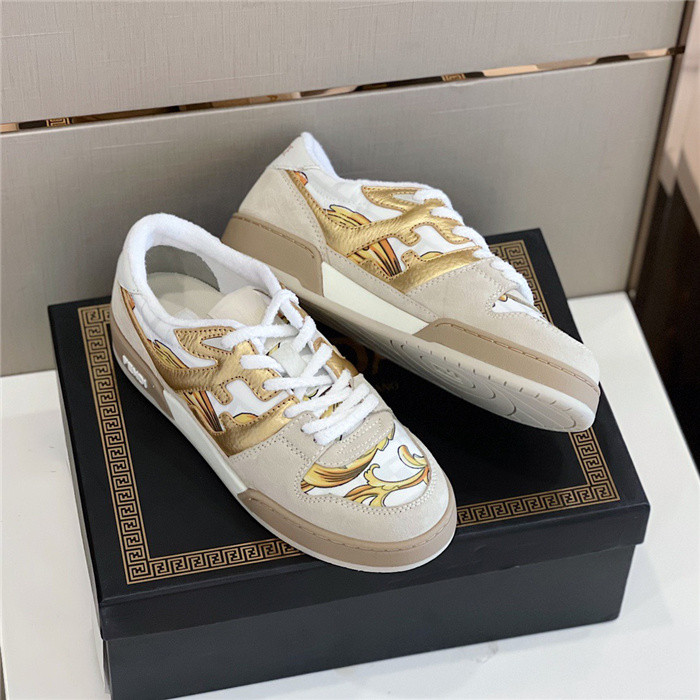 VRCE Sneaker