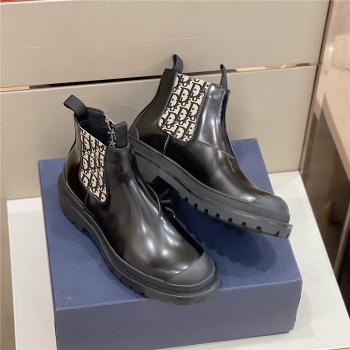 DOR BOOT