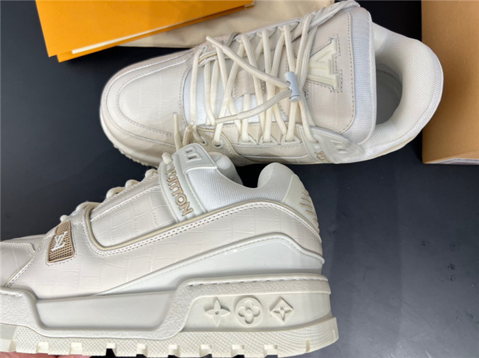 LUSV SNEAKERS