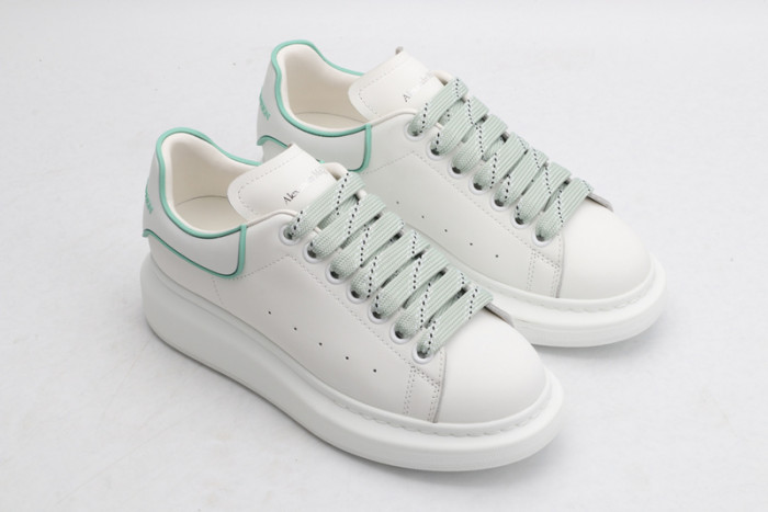 ALEXMQ Sneakers