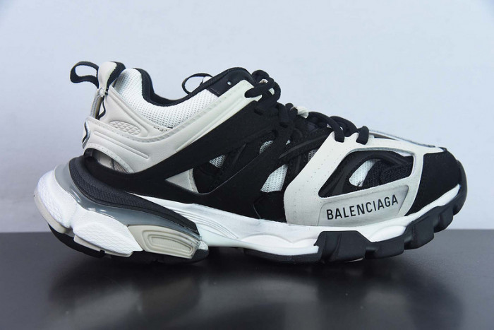 BALCIA Track SNEAKER