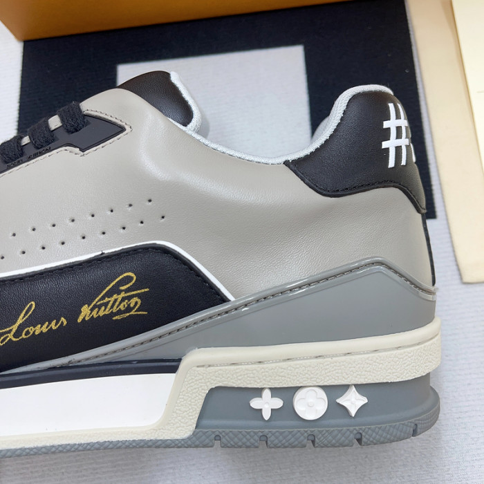 LUSV SNEAKERS