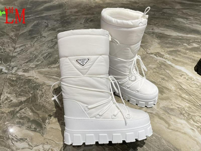 Pra*a boots