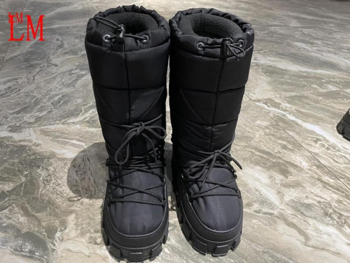 Pra*a boots