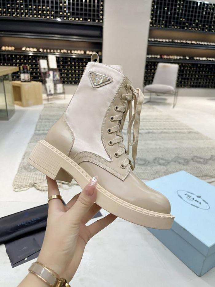 Pra*a boots