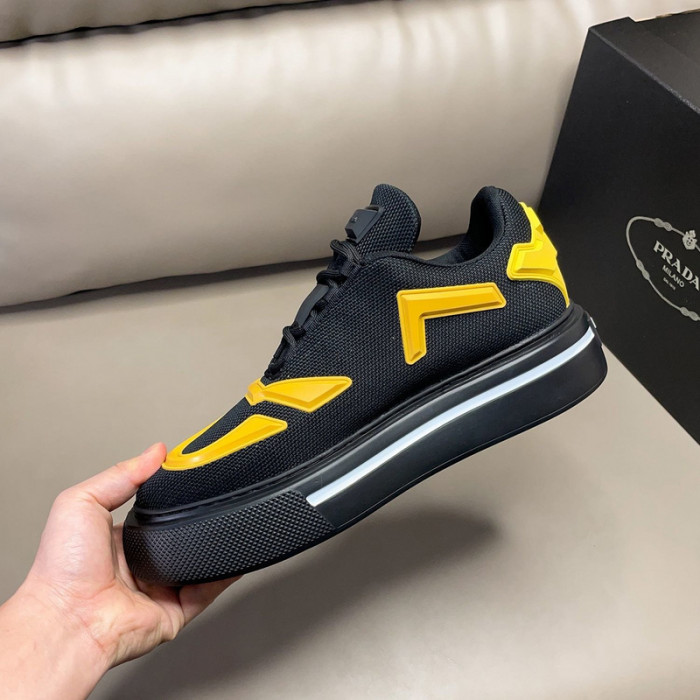 PRDA Sneaker