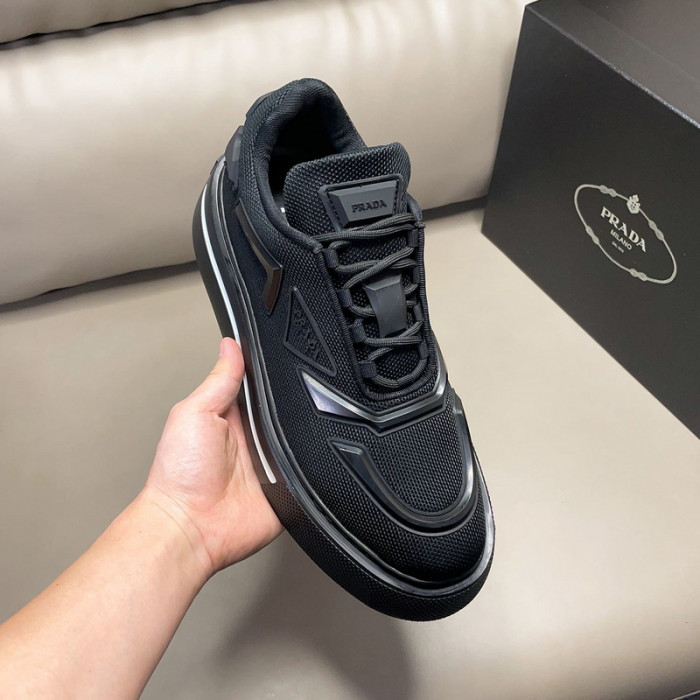 PRDA Sneaker