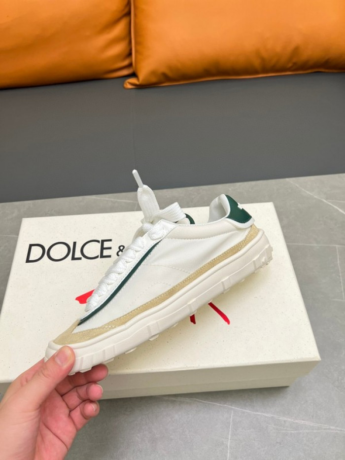 DG SNEAKER