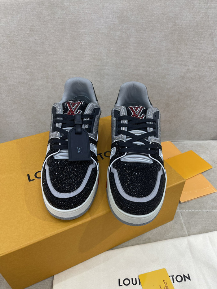 LUSV SNEAKERS