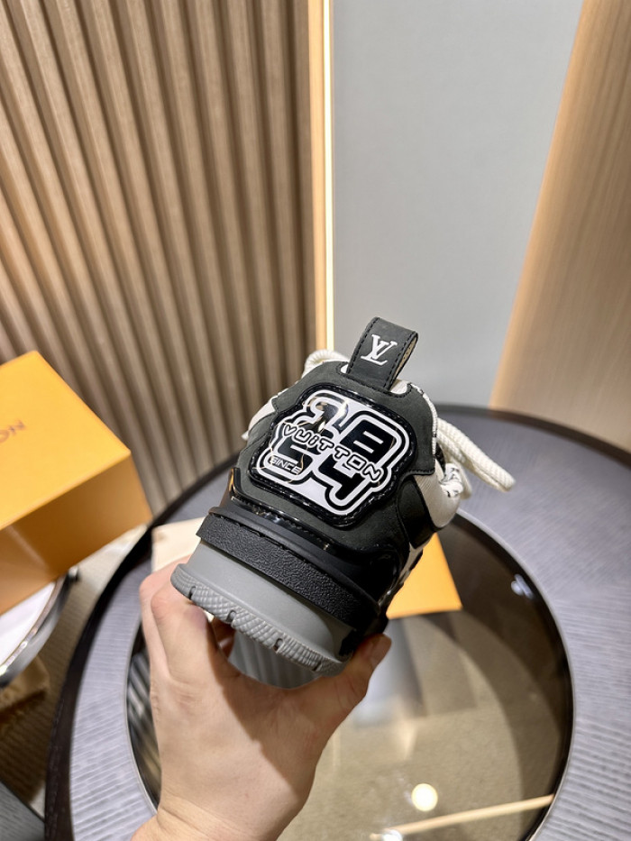 LUSV SNEAKERS