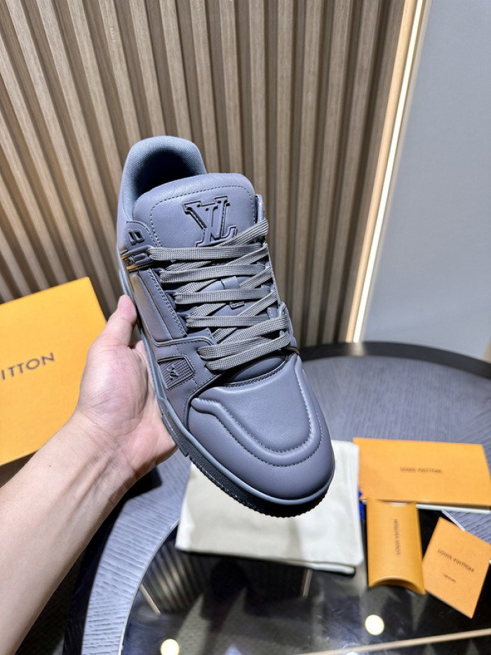 LUSV SNEAKERS