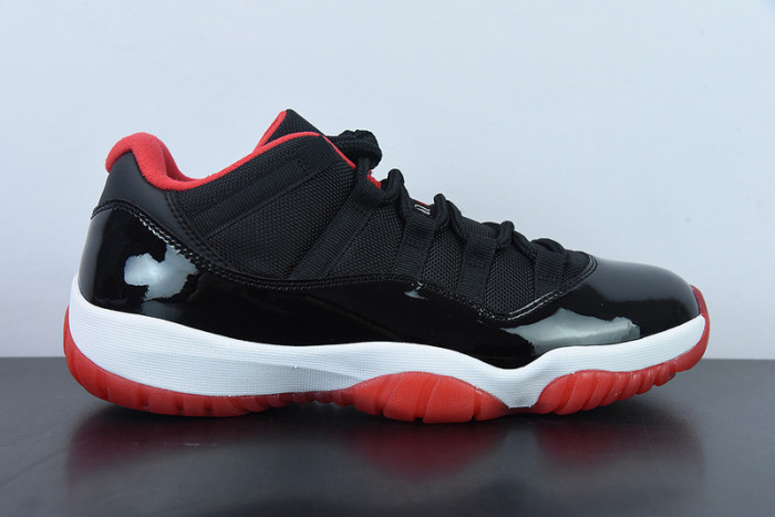 Air Jordan 11 Retro Low ''Bred'' 528895-012