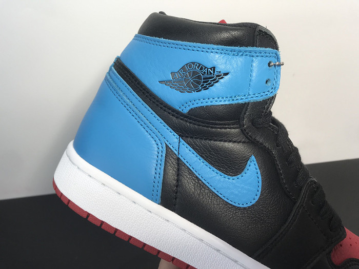 AIR JORDAN 1 HIGH WMNS UNC CHICAGO CD0461-046