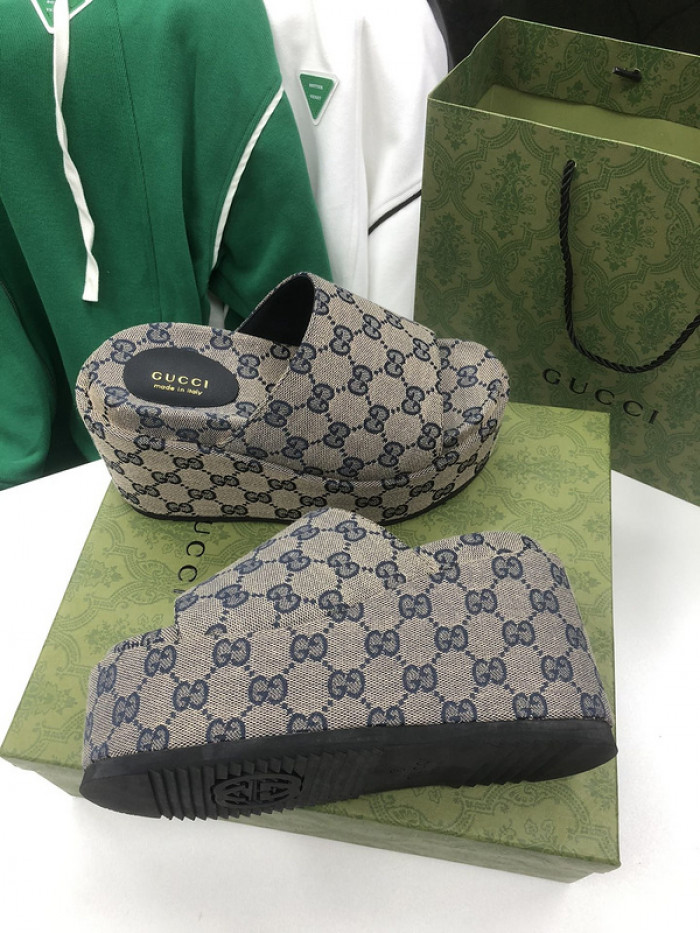 GCI GG Slide Sandal