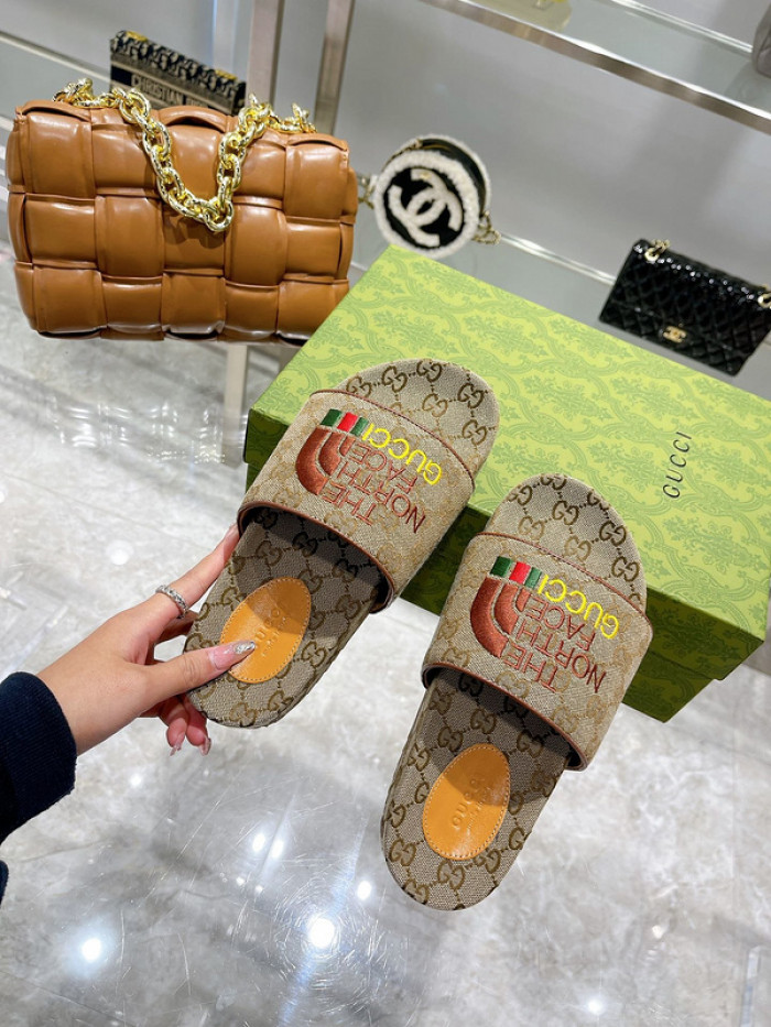 GCI GG Slide Sandal