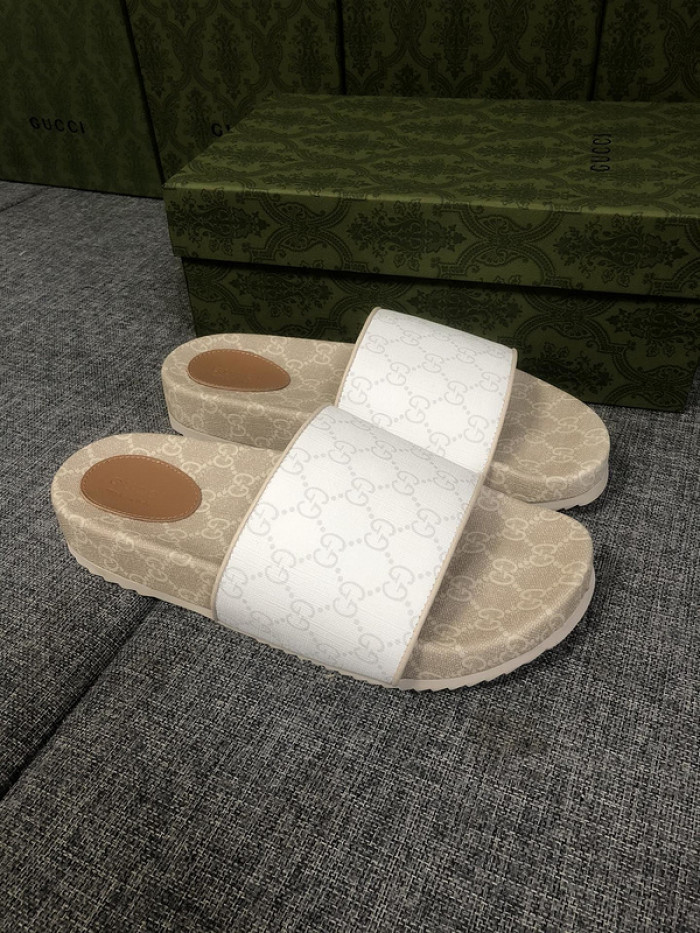 GCI GG Slide Sandal
