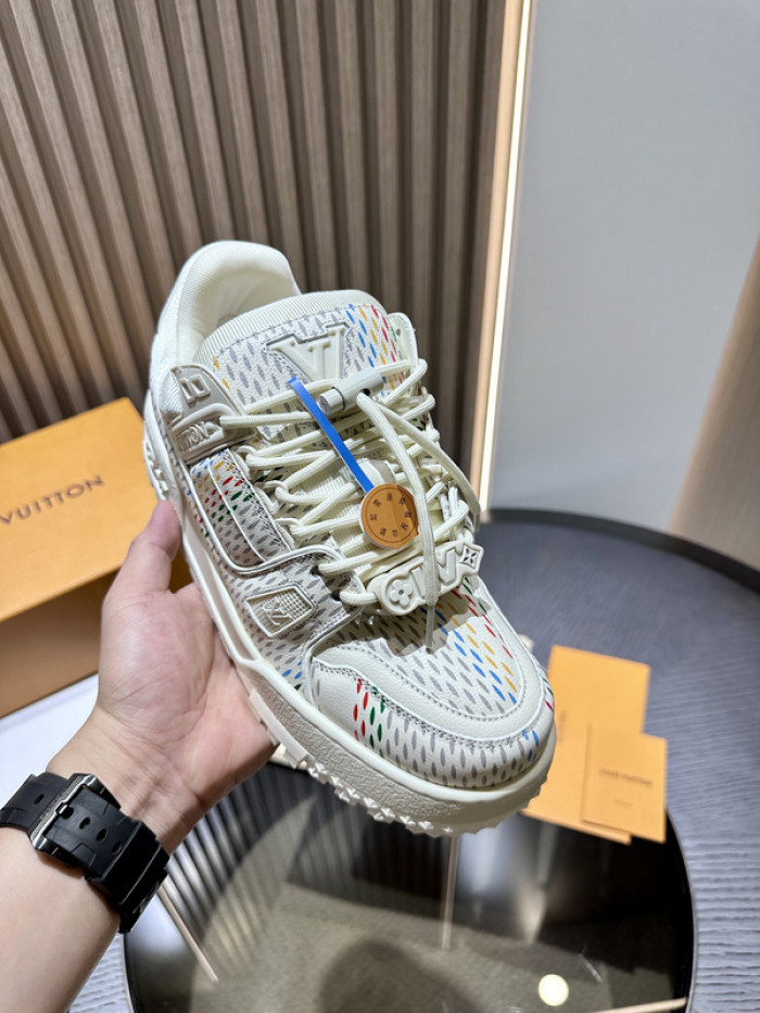 LUSV SNEAKERS