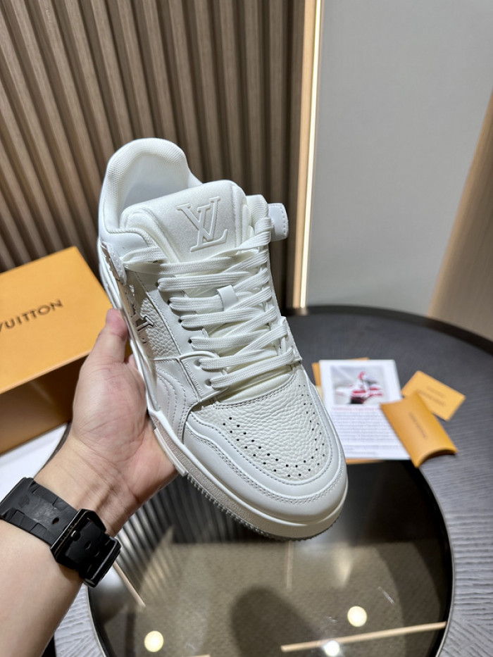 LUSV SNEAKERS