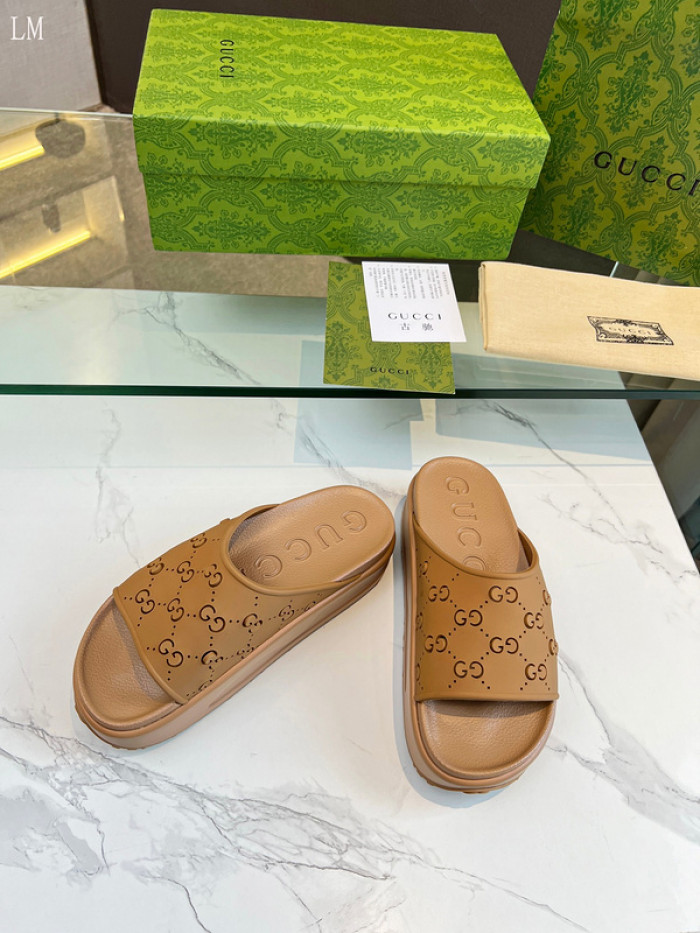 GCI GG Slide Sandal