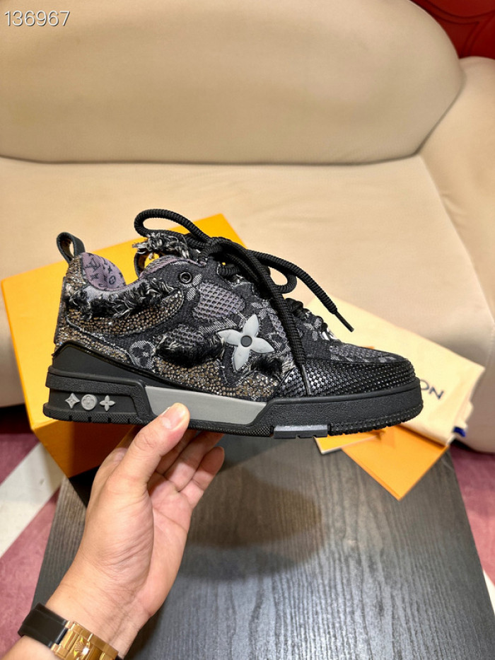 LUSV SNEAKERS