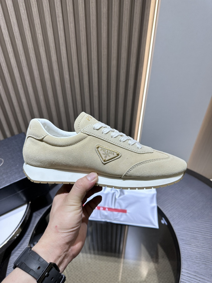 PRDA Sneaker
